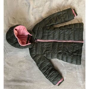 Micheal Kors kid coat Size 3T